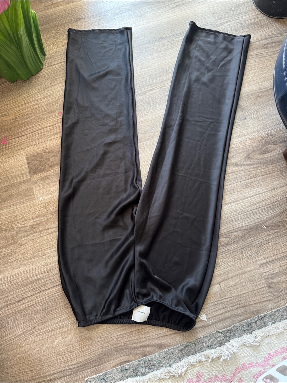 NWT Reformation BLACK SILK CELINE LOW RISE WIDE LEG TROUSER Size S - Picture 6 of 10